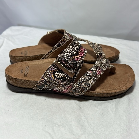 Earth Origins Snakeskin Textured Sandals, 7M - Picture 2 of 7